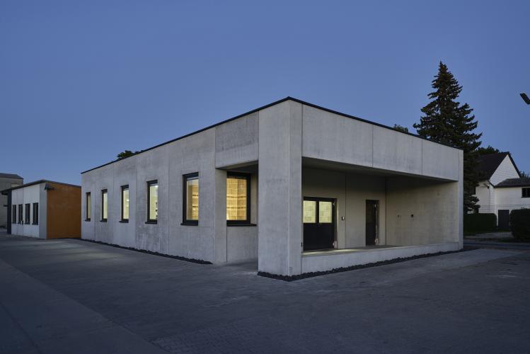 250 m² Thermowand, 200 m² Klimadecke und 85 m² Klima-Akustikdecke wurden für die Konstruktion des neuen Laborgebäudes verwendet. Bild: Reinhard Mederer <br>